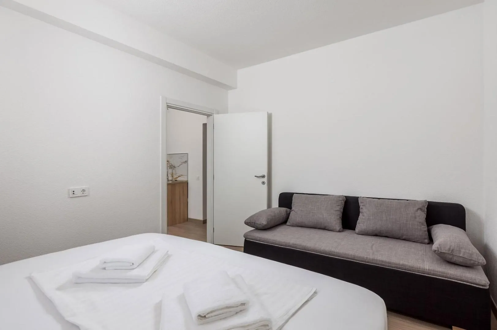 Apartments Jadranka Omišalj Pensjonat