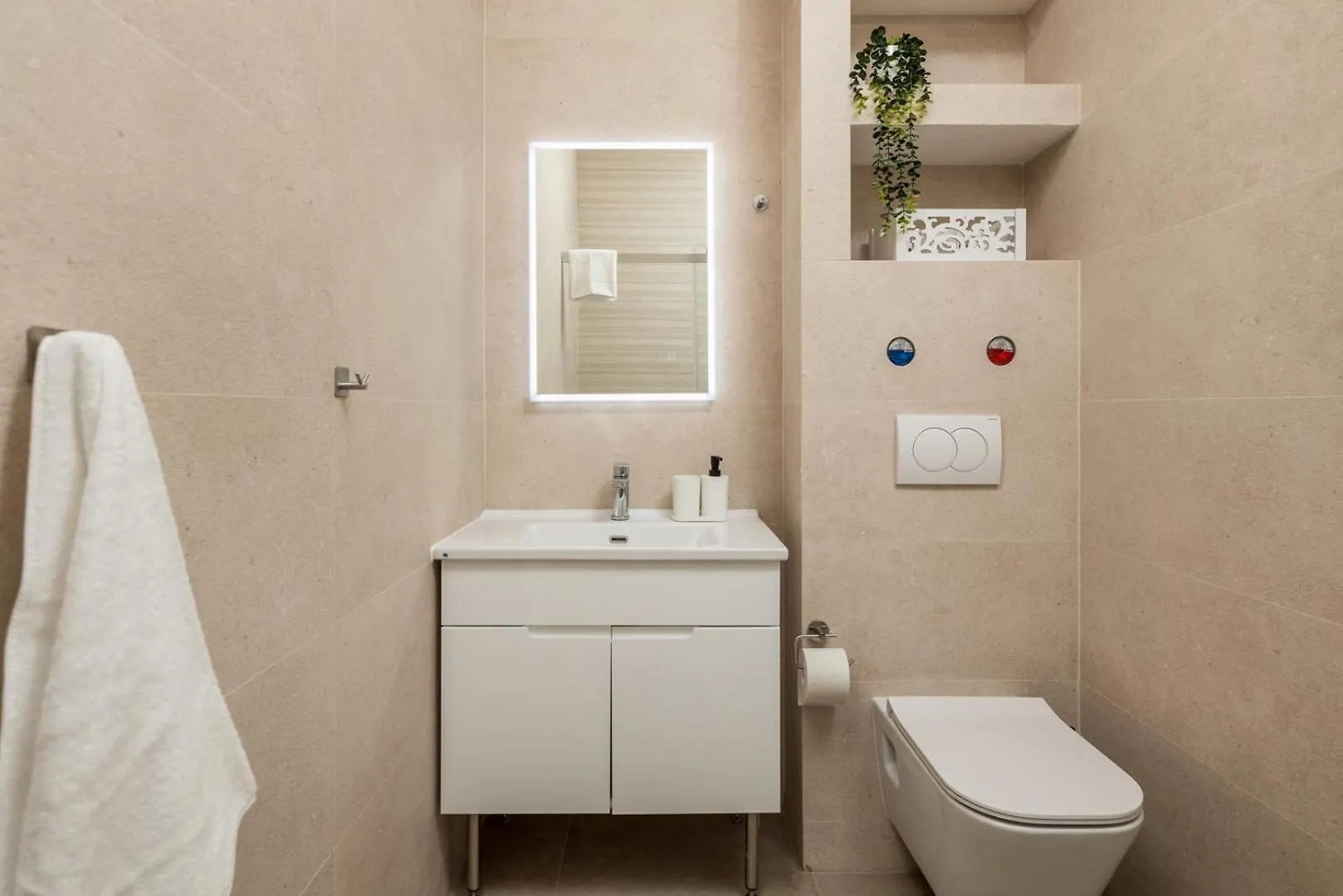 אומיסאליי Apartments Jadranka