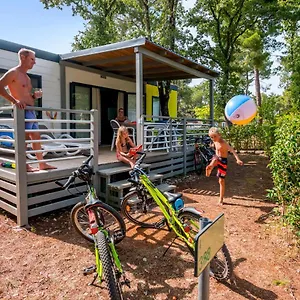 https://adriatic-kamp-mobile-homes-bijela-uvala.in-istria.net